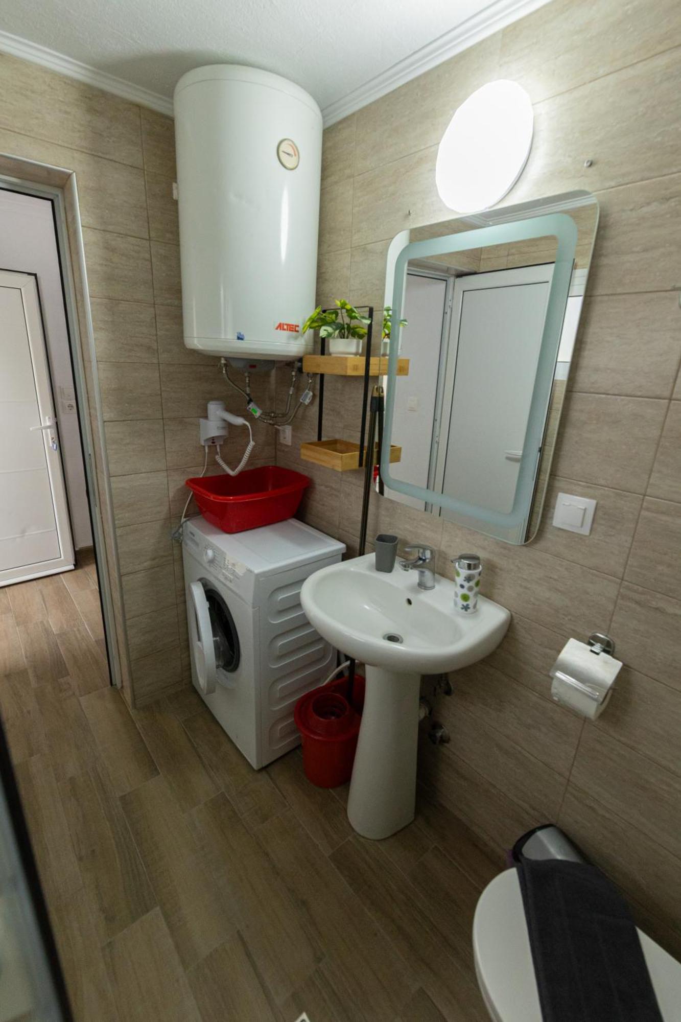 Toli Apartments Kallithea  Екстериор снимка